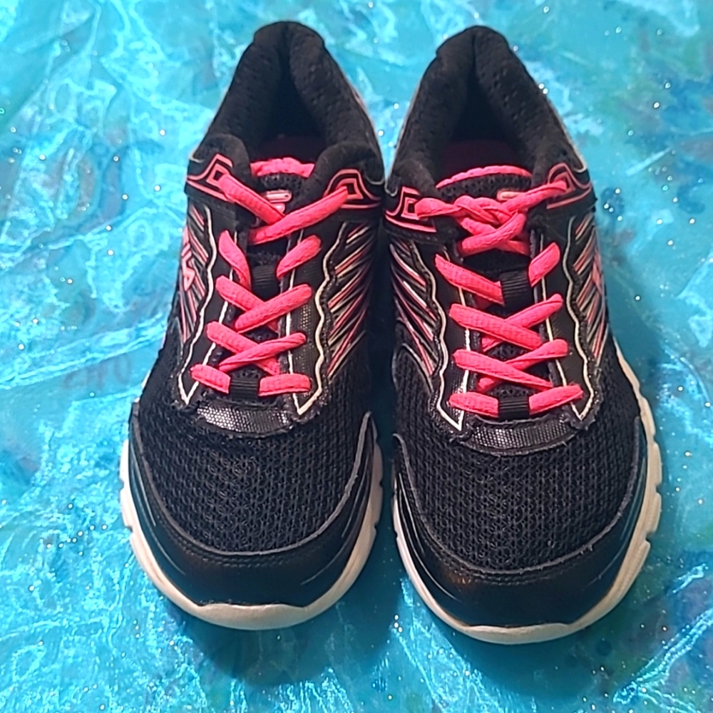 Big girls Fils sneakers.size 3